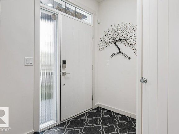 3rd image of 29 Newgate Way