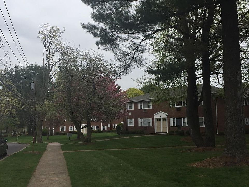 2nd image of 1278 Valley Rd #A