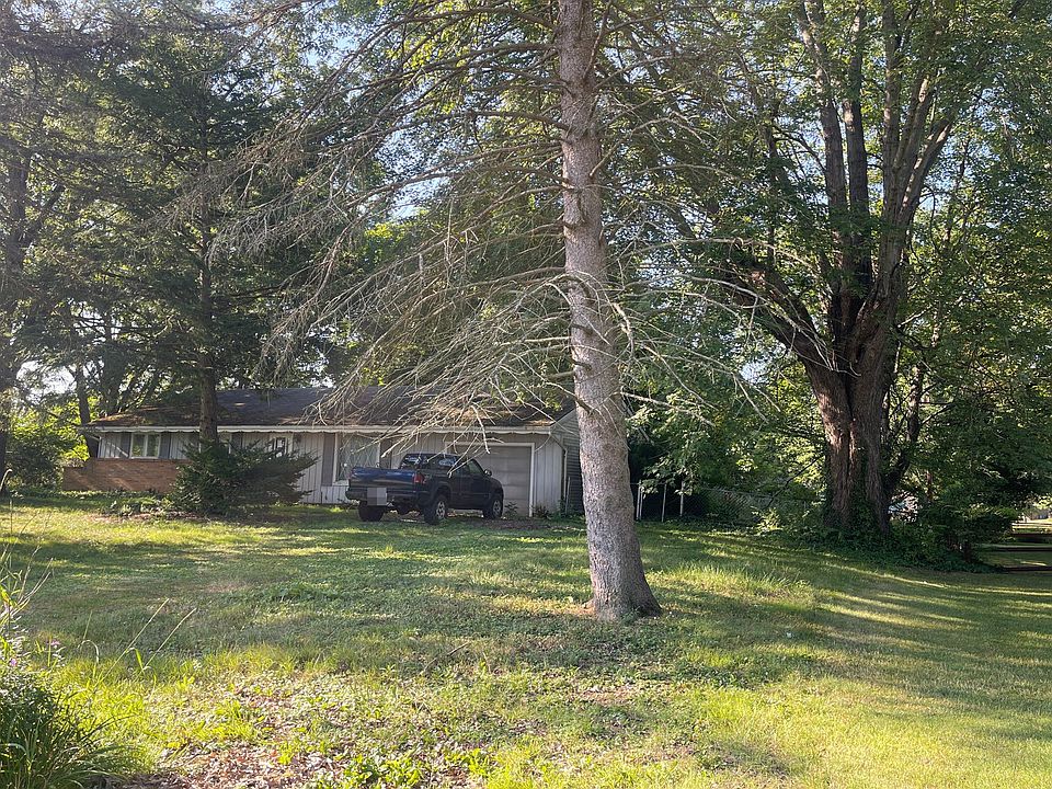 2nd image of 216 Northridge St NW