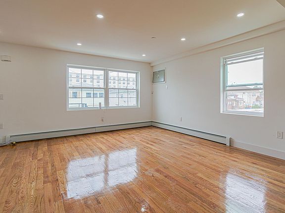 2nd image of 338 Beach 47th St #A