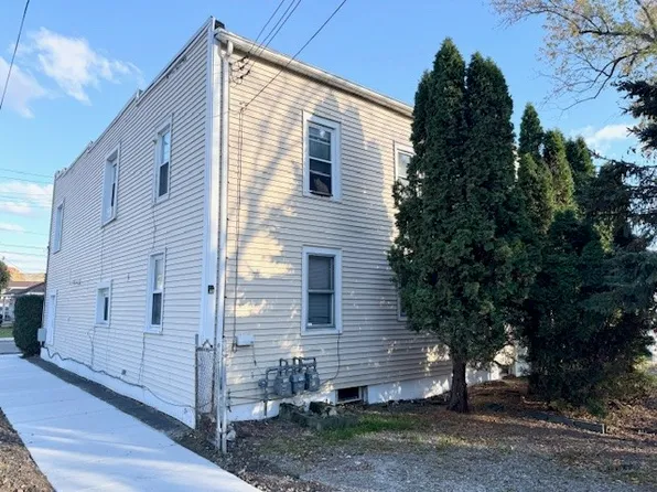 191 N Hudson St, Johnson City, NY 13790