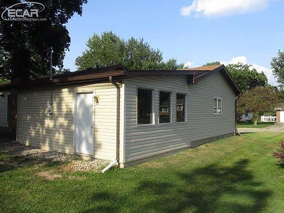 5th image of 8398 Belle Bluff Dr