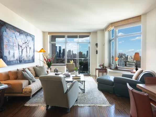 188 East 64th Street image 2 of 14