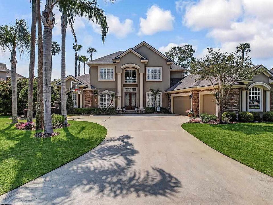 1st image of 251 Clearwater Dr