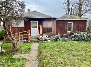 320 College St, Adams, OR 97810