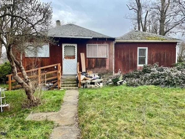320 College St, Adams, OR 97810