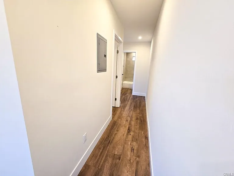 1920 W 52nd St #1920 — Photo 7