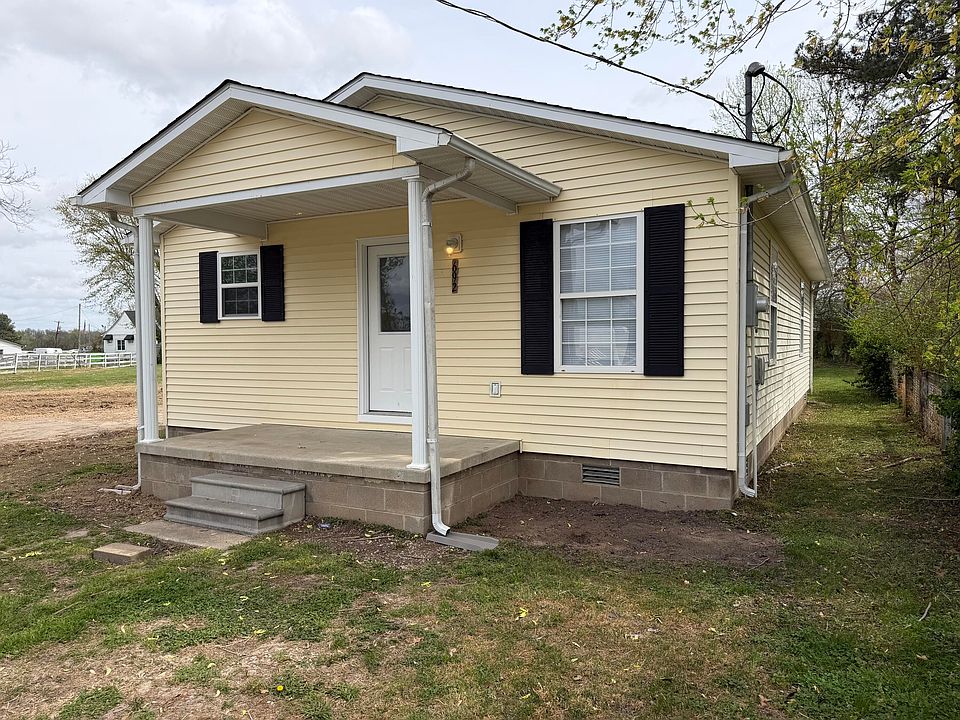 1st image of 692 Olive St
