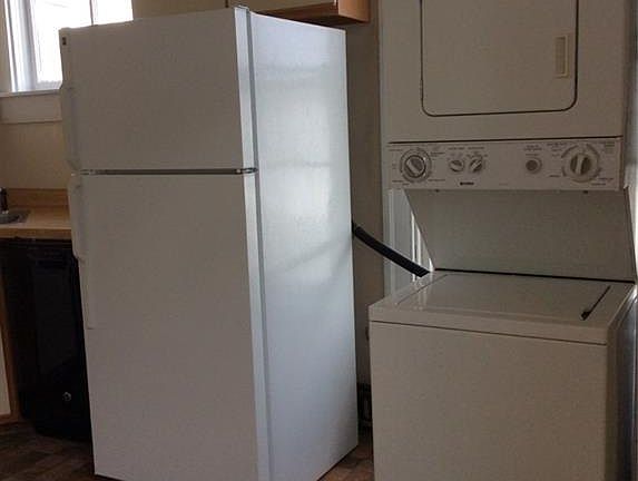 4th image of 728 Yarmouth St #B