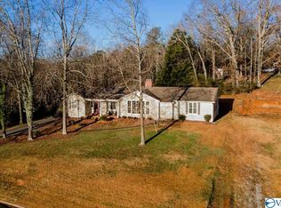 816 McKee St, Guntersville, AL 35976