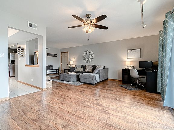 4th image of 11131 S Kedzie Ave APT 301