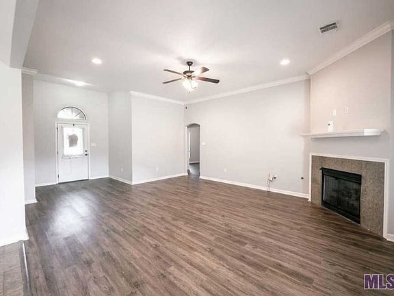4th image of 15018 Cross Gate Dr