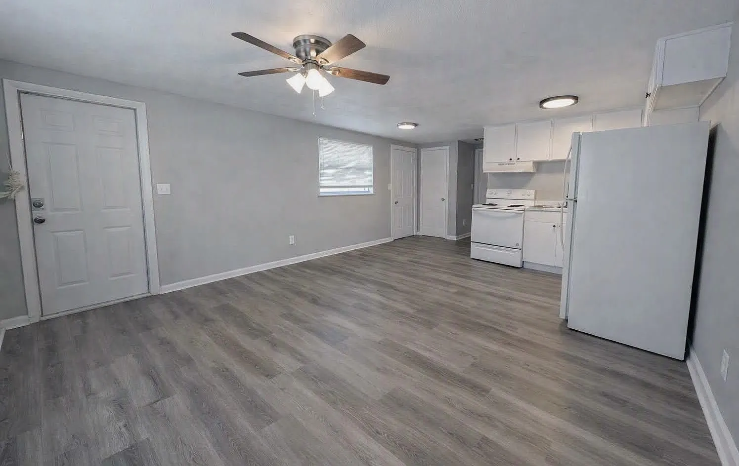 1 bed, 500 sqft, $1,195 — Photo 3
