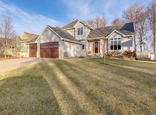 1007 Lexington Ave N, New Prague, MN 56071