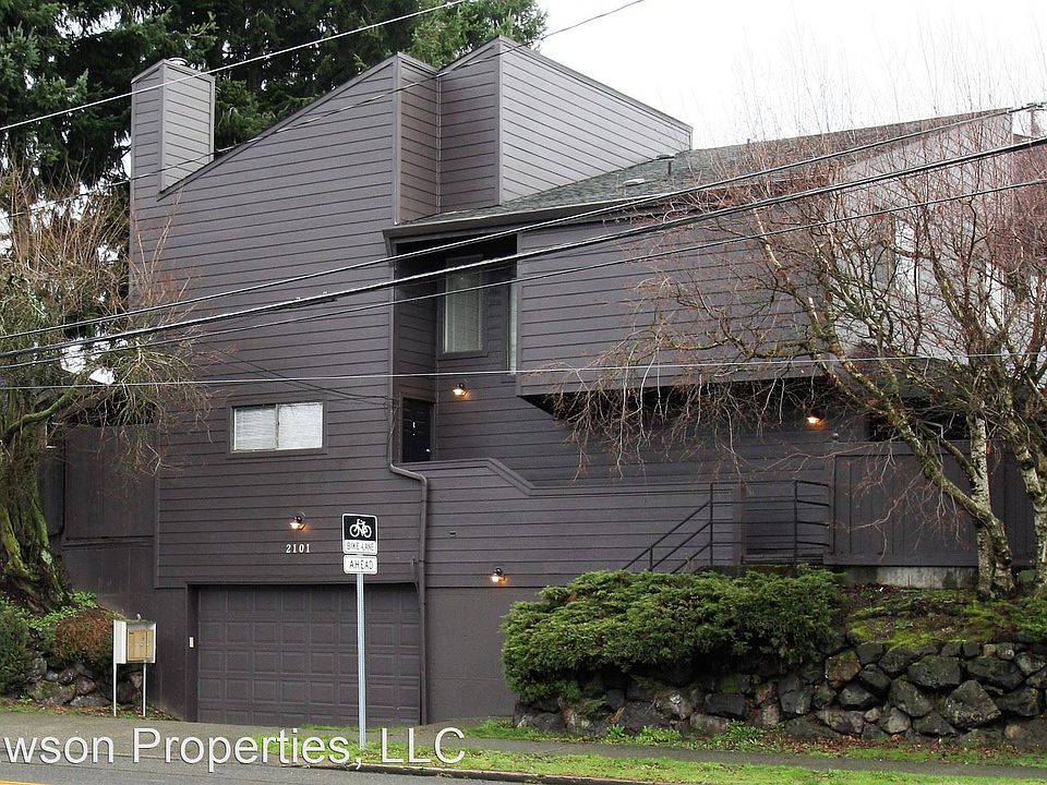 1st image of 2101 N Alder St APT B