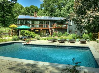 4 Park Pl, Chester, NY 10918