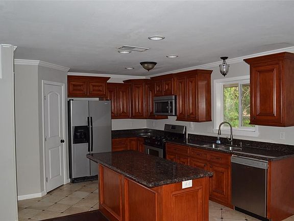 5th image of 8719 Ilona Ln #B