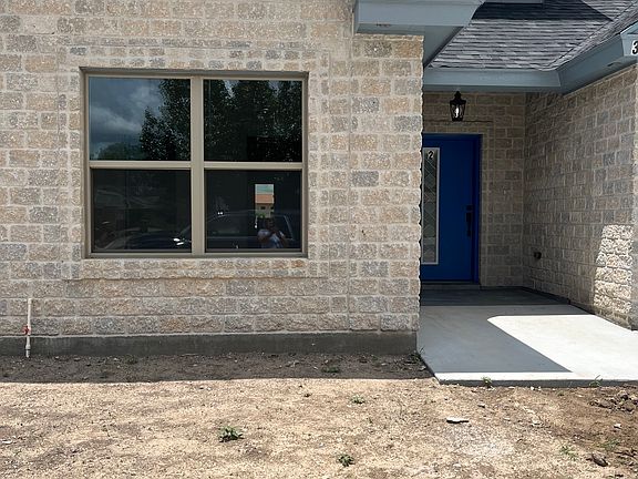 2nd image of 1202 Quail Hollow Dr