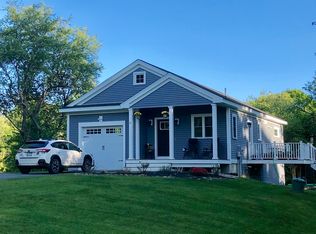 21 Adams Rd, Kittery, ME 03904
