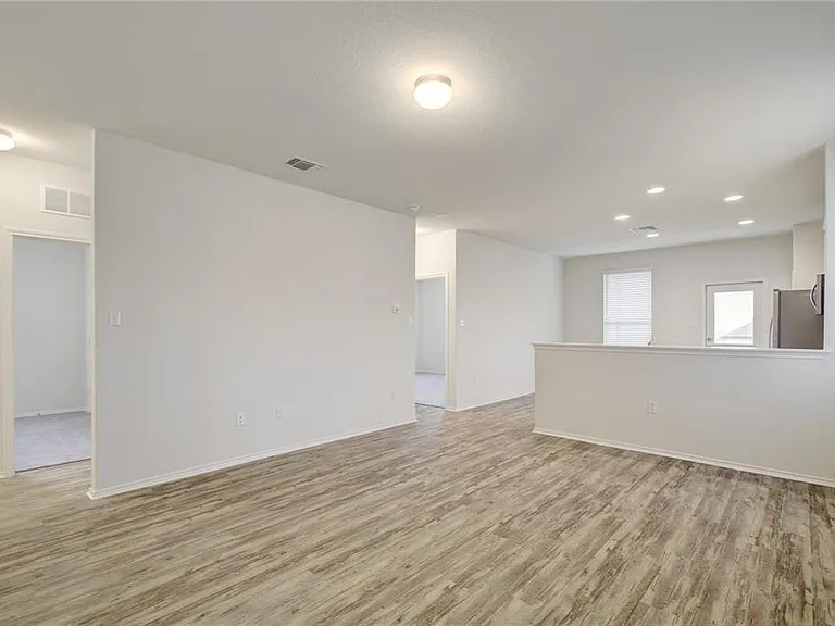 434 Eves Necklace Dr — Photo 7