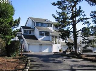 759 5th Ave, Hammond, OR 97121