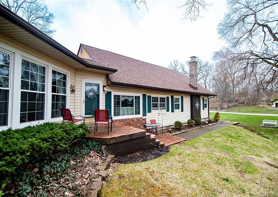 3683 Winston Churchill Dr, Dayton, OH 45432 Zillow