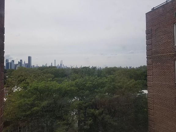 4th image of 39-35 51st St #4A