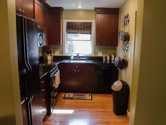2nd image of 23197 Floral St