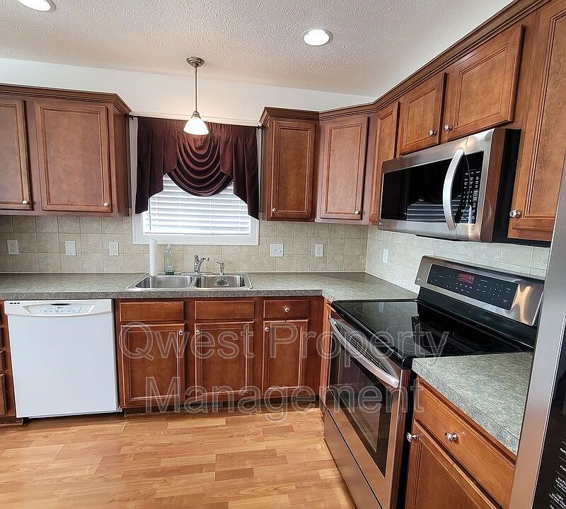 1855 Blandford Ave SW, Wyoming, MI 49519 Zillow