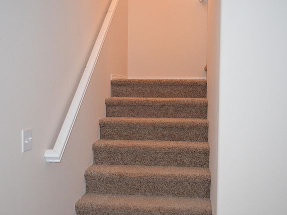 4th image of L9 B31 Eagle River Ln