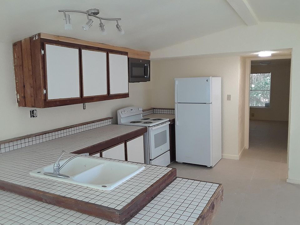 1st image of 1811 Judy Dr