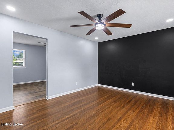 3rd image of 2612 Lamborne Blvd