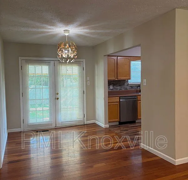 4100 Abercorn Rd — Photo 3