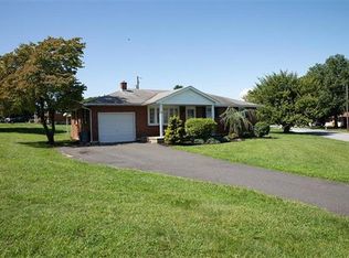 48 Lynnwood Dr, Allentown, PA 18109