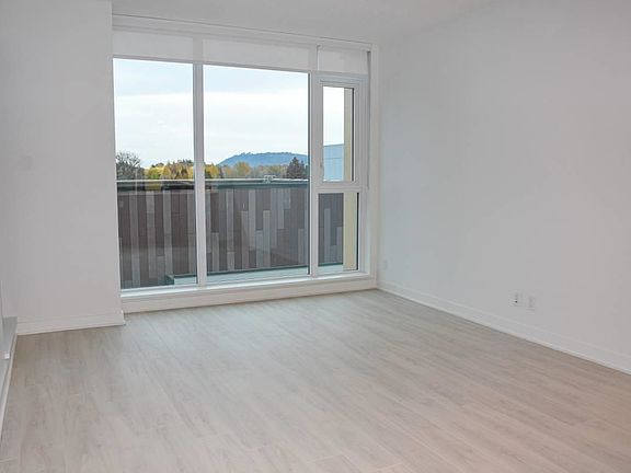 3rd image of 1471 Hunter St #602