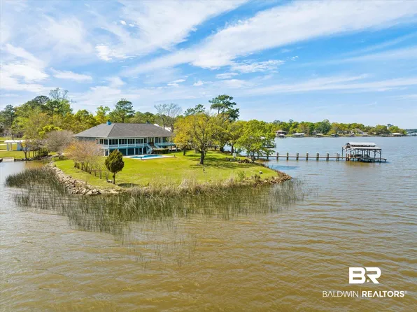 5285 Dog River Ln, Theodore, AL 36582