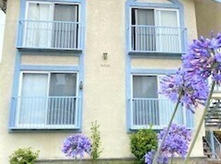 2010 Vanderbilt Ln APT B, Redondo Beach, CA 90278