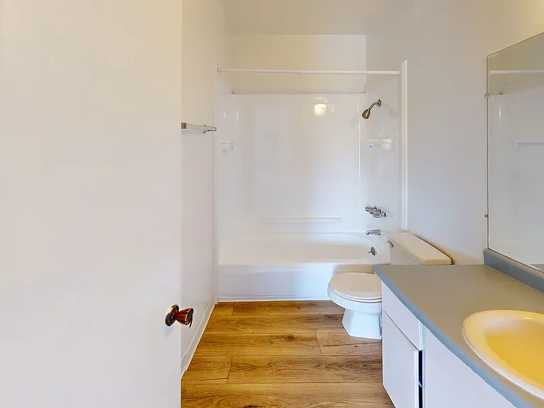 885 Broadway #15 — Photo 9