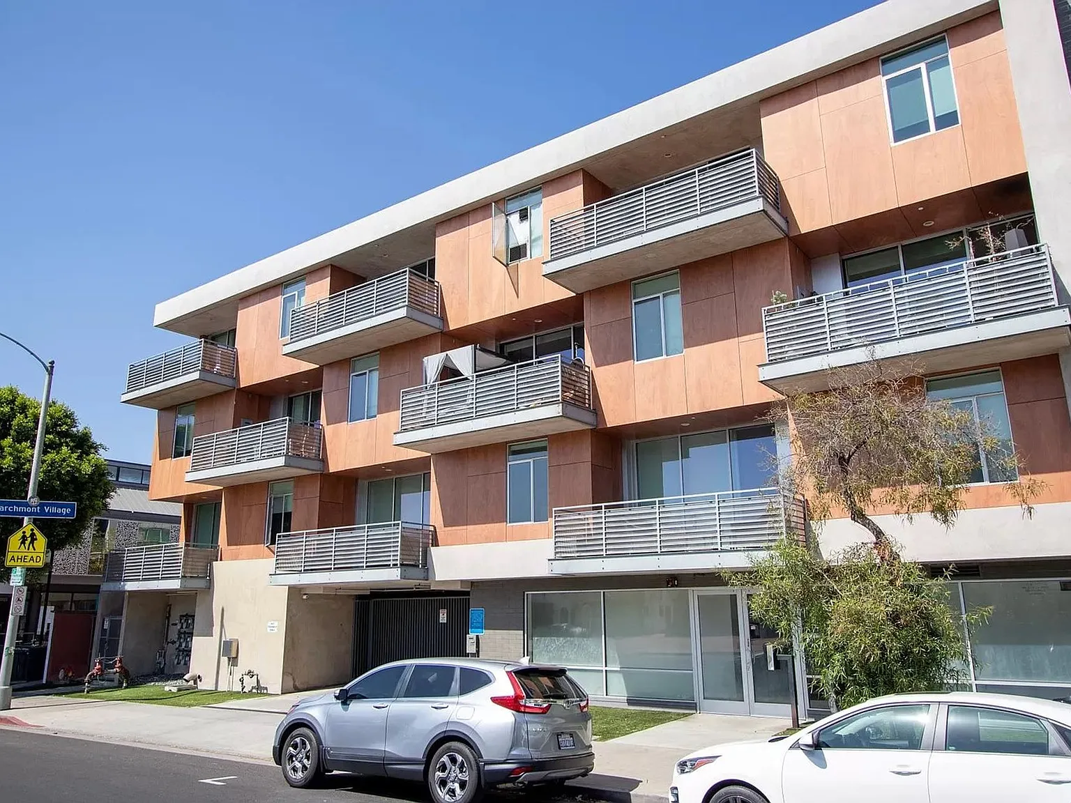 5700 Melrose - Larchmont Lofts — Photo 2