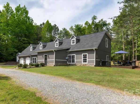 3860 Landrum Rd, Columbus, NC 28722