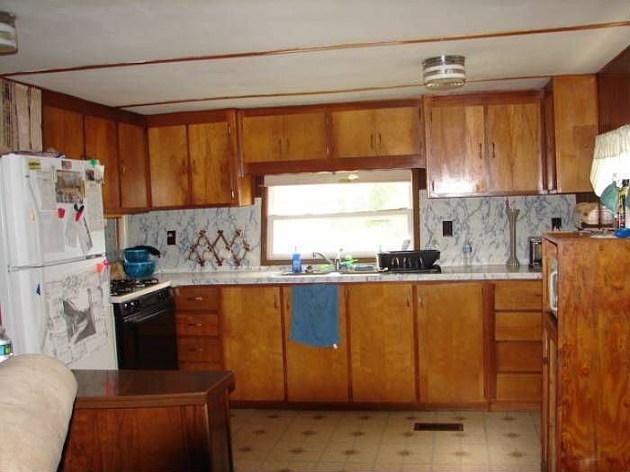 2nd image of 353 County Rd