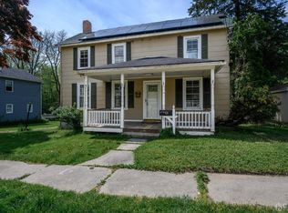 426 Spring St, Belvidere, NJ 07823