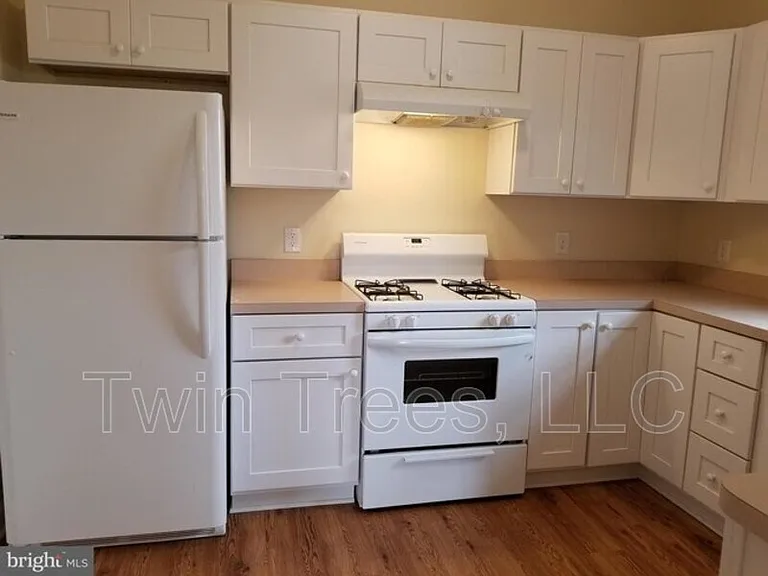 5907 Gospel St #B — Photo 7