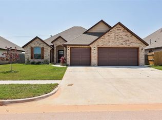 4617 Olivera St, Mustang, OK 73064