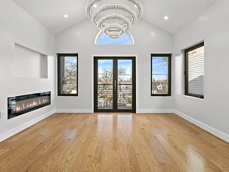 482 Kennedy Blvd #2 — Photo 7
