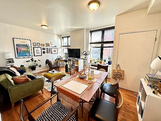 1st image of 442 7th Ave #3R