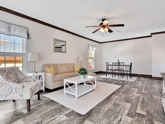 2nd image of 137 Chateau Cir #137