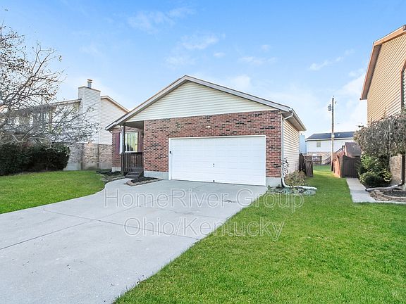3rd image of 2668 Halifax Dr