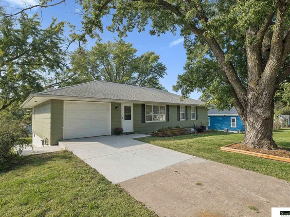 425 High St, Tecumseh, NE 68450