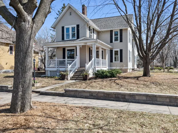 1102 6th St, Hudson, WI 54016